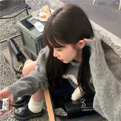 桥头咖啡屋封面